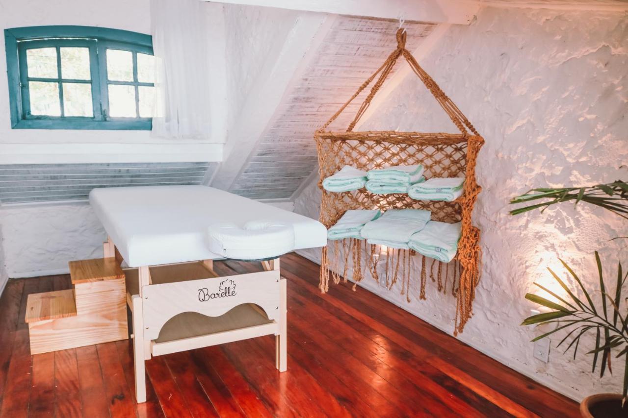 Passagem Concept Hotel E Spa กาโบฟรีโอ ภายนอก รูปภาพ A massage table